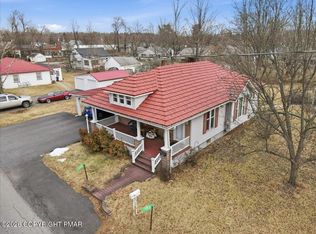 120 Leafy Greene St, Stroudsburg, PA 18360