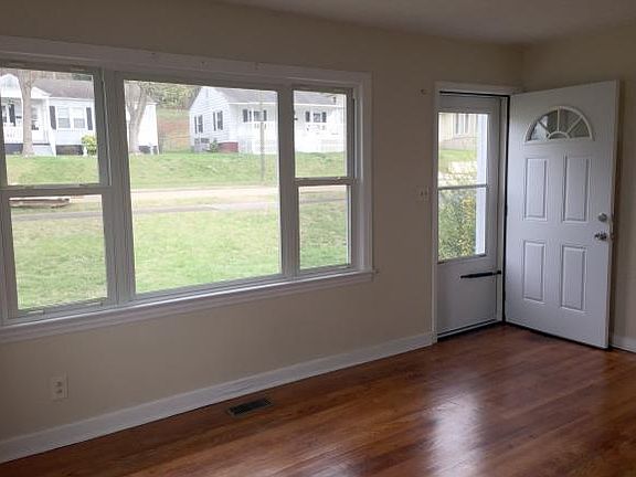 2nd image of 2317 Hiwassee Dr