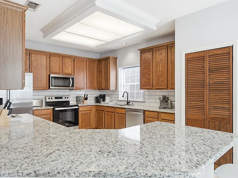 10217 Napa Valley Dr — Photo 22