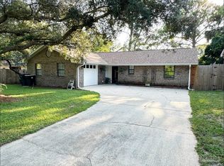 605 Dog Track Rd, Pensacola, FL 32506