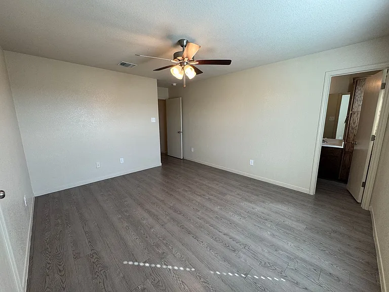 5804 Rustler Dr — Photo 21