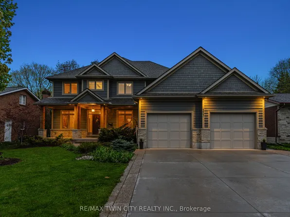 303 Castlefield Ave, Waterloo, ON N2K 2M4