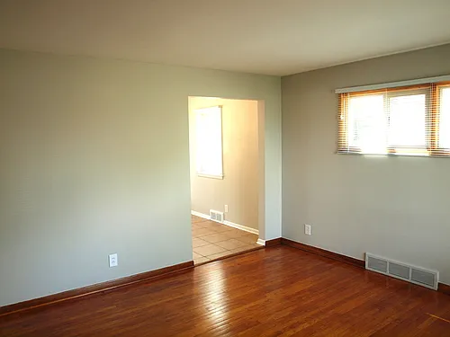 1224 Milford St NE — Photo 10