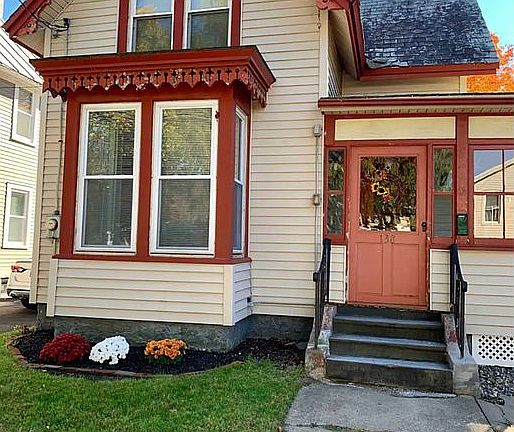 2nd image of 138 W Circular St