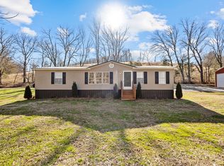 650 Pierce Hollow Rd, Belvidere, TN 37306