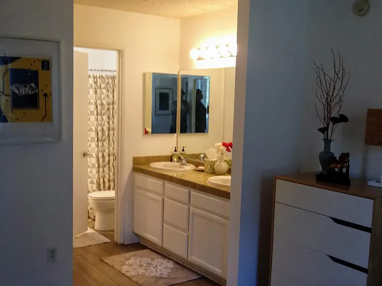 64O Veteran Ave #101 — Photo 12