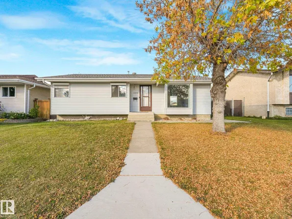 10218 167a Ave NW, Edmonton, AB T5X 2Z3