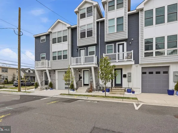 100 N Monroe Ave #2, Margate, NJ 08402