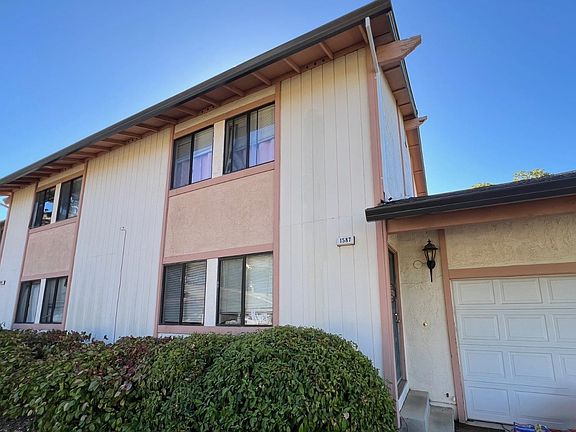 3rd image of 1583 - 1587 Merritt Drive