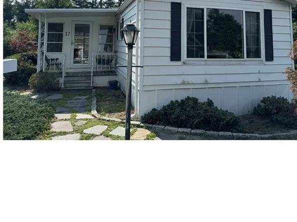 17 Kennedy Dr, Carver, MA 02330