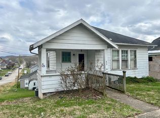 430 Market St, Hamlin, WV 25523
