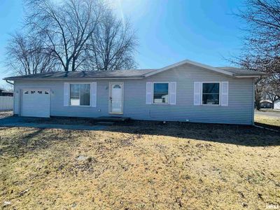 123 Lamar Dr, Salem, IL, 62881