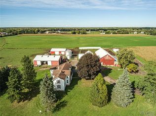 6990 Heise Rd, Clarence Center, NY 14032