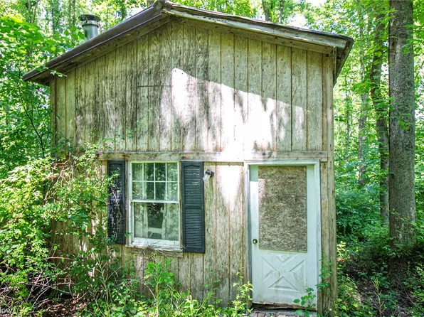 4941 Sandy Ridge Rd SE, Tippecanoe, OH 44699