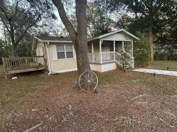 1565 Government St, Ponce De Leon, FL 32455