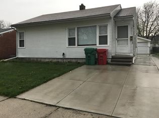 22095 Schroeder Ave, Eastpointe, MI
