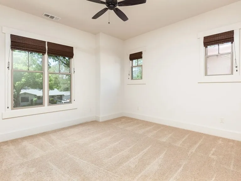 1740 Arcadian Ave — Photo 7