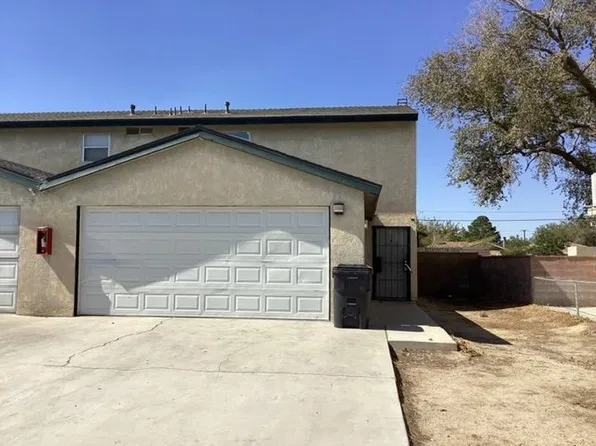 2513 Desert St #C, Rosamond, CA 93560