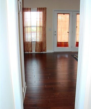 4th image of 414 Cabernet Dr