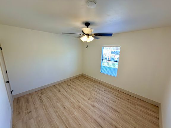 5th image of 4241 Starlite Ln