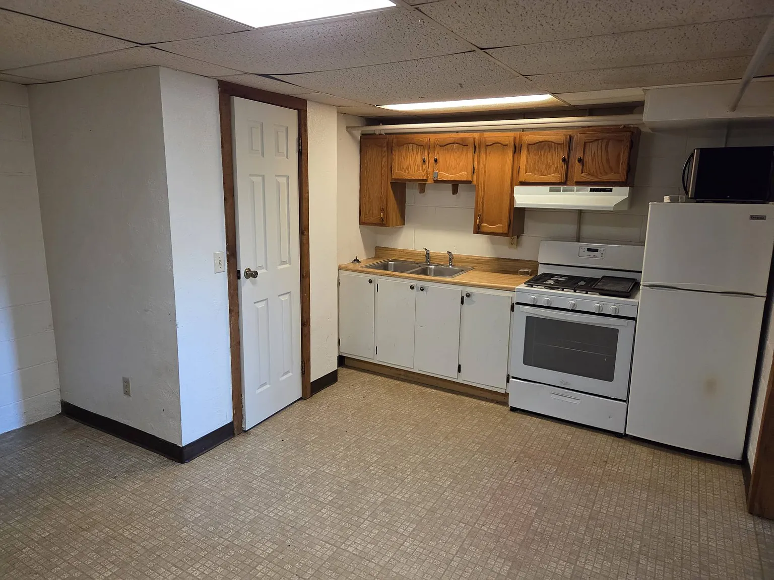 3025 East Main Street - 5 — Photo 2