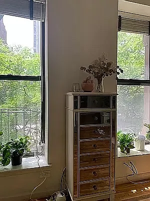 Rented by Oxford Property Group | media 31