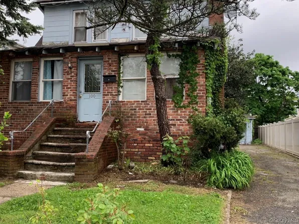 100 Franklin Street, East Rockaway, NY 11518