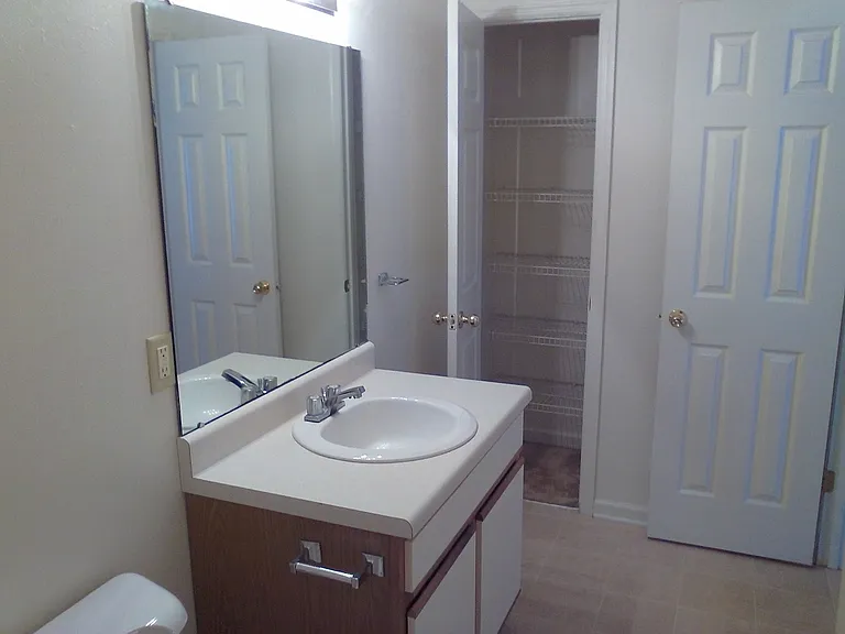 49 Mare Ct #B — Photo 10