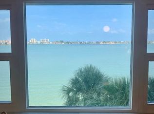 4750 Cove Cir APT 406, Saint Petersburg, FL 33708