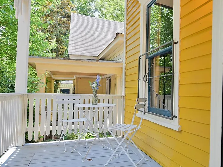 189 Berean Ave SE — Photo 34