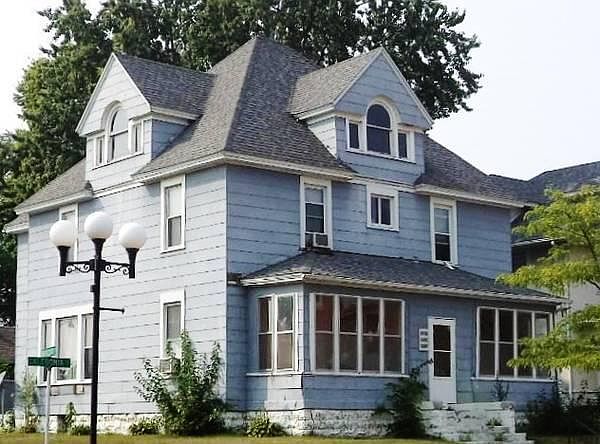 1st image of 1103 Caledonia St