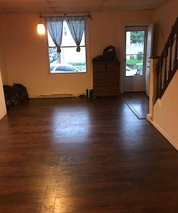 2nd image of 618 E Ontario St
