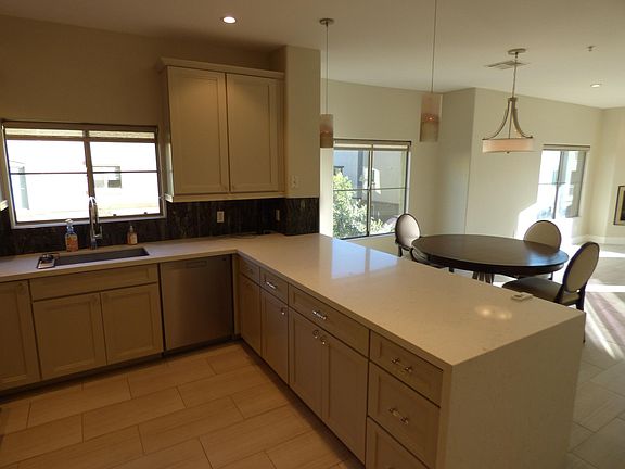 3rd image of 5450 E Deer Valley Dr Unit 3197