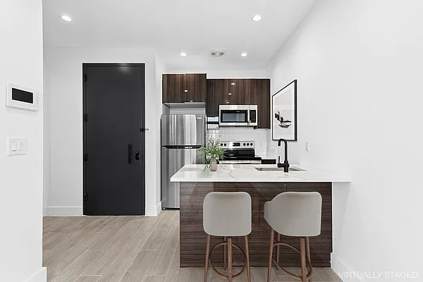 Rented by Compass | media 9