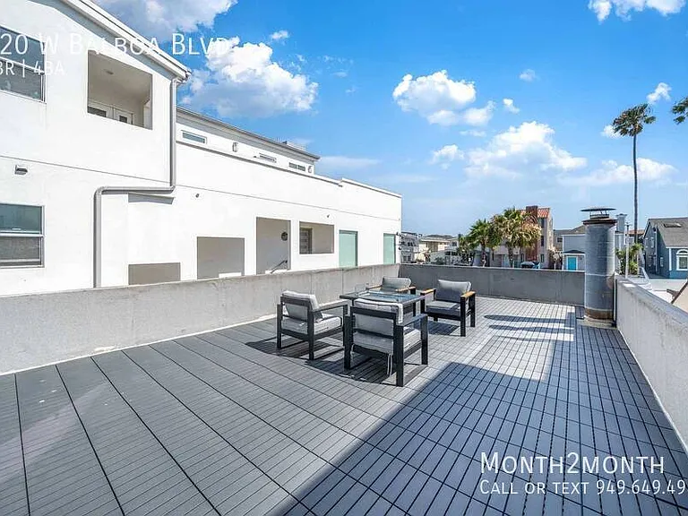 920 W Balboa Blvd — Photo 44