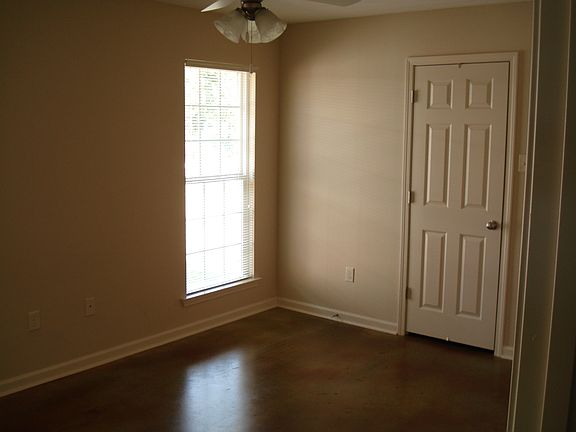 210 Radcliffe, Unit 2, Conway Arkansas