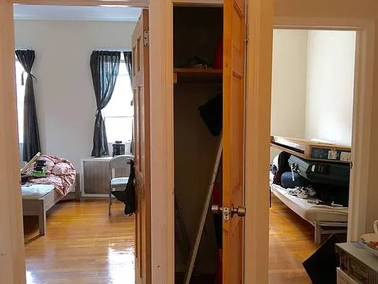 Rented by Axxess Realty Group | media 6