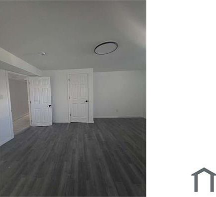 2nd image of 135 Hawthorne Ave