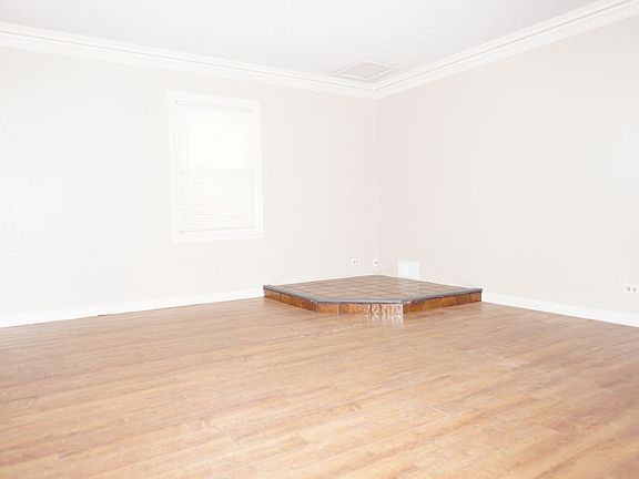 2nd image of 23 N Logan Ave APT A