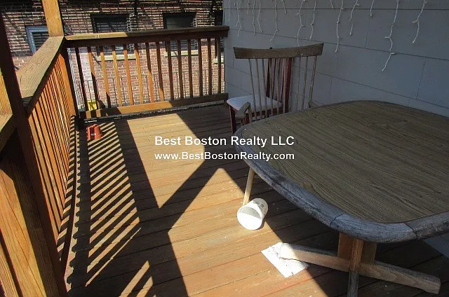 63 Dana St #11 — Photo 8