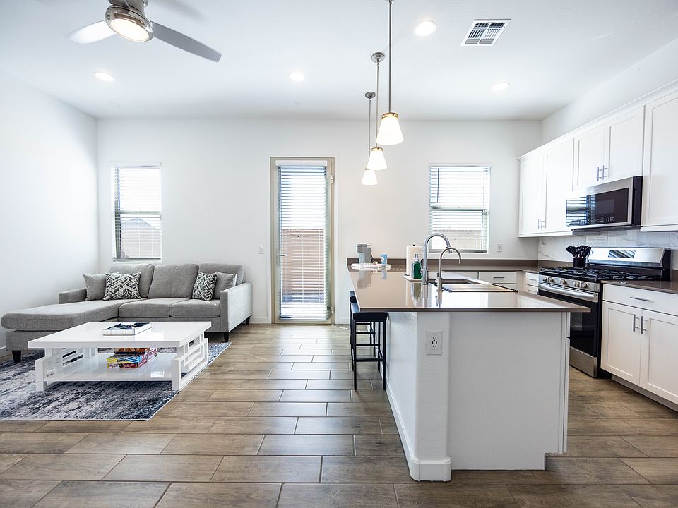 Living Room | Kitchenette Area