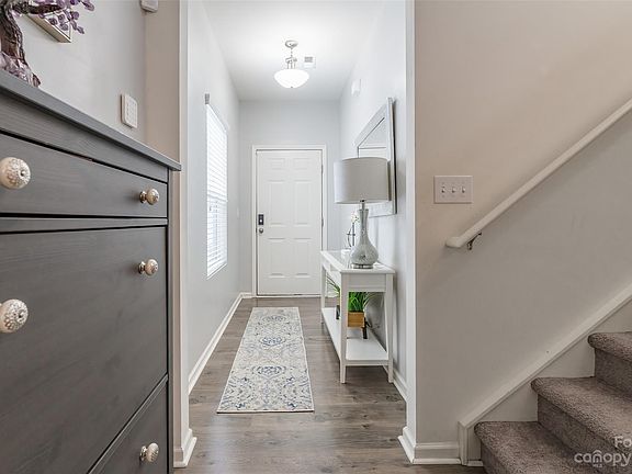 3rd image of 6025 Halliwell St