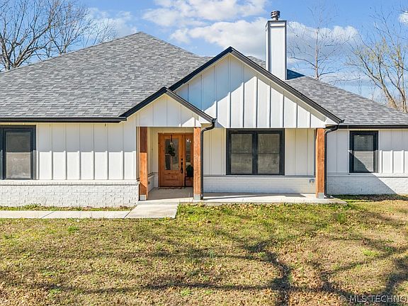 2nd image of 20870 S 4250th Rd