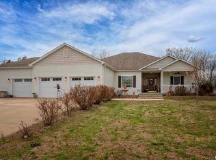 6949 Peyton Ln, Marion, IL 62959
