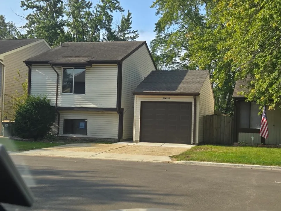 30W135 Wildwood Ct