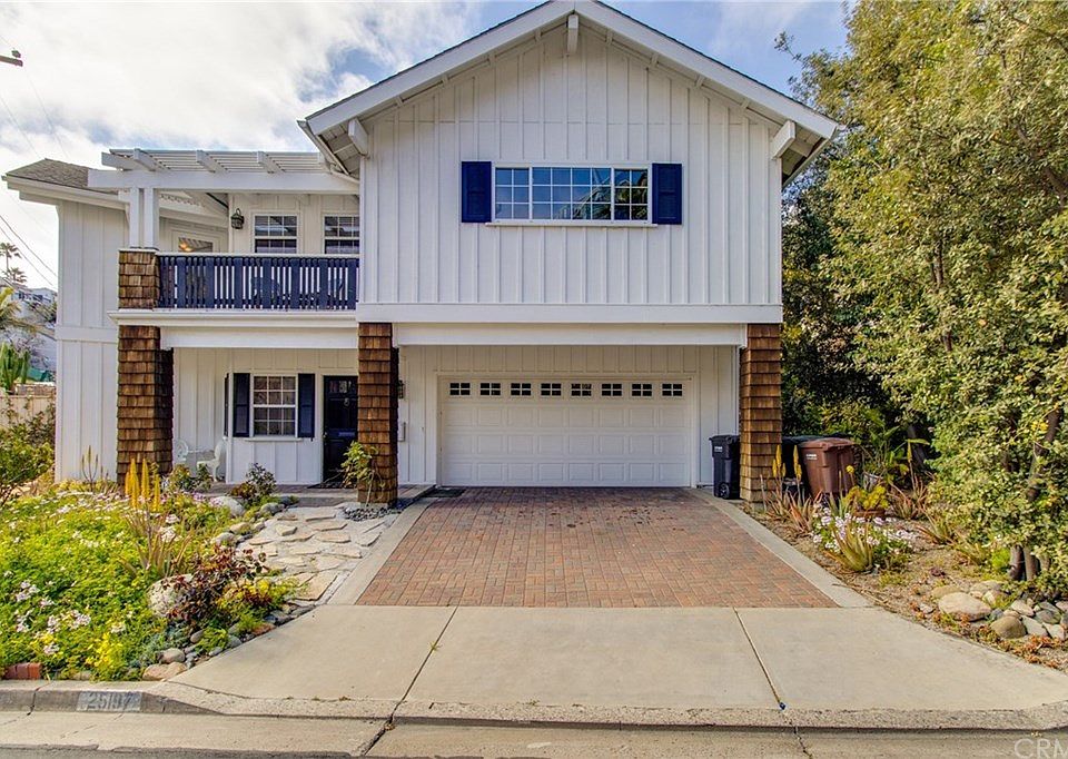 1st image of 25197 Manzanita Dr