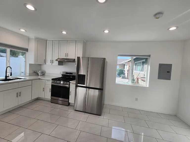 7123 Cantaloupe Ave — Photo 6