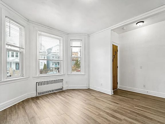 4th image of 389 Fairmount Ave Floor 1