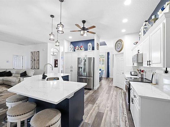 2nd image of 12041 SAPPHIRE DRIVE