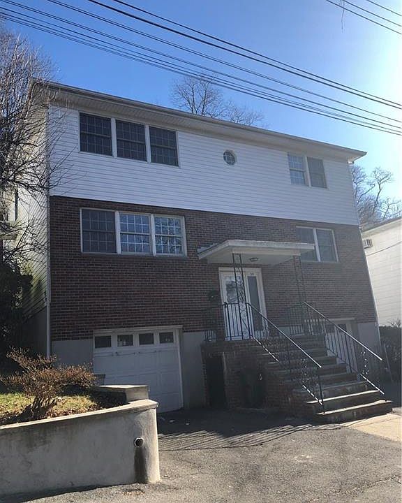 1st image of 20 Woodycrest Ave #2